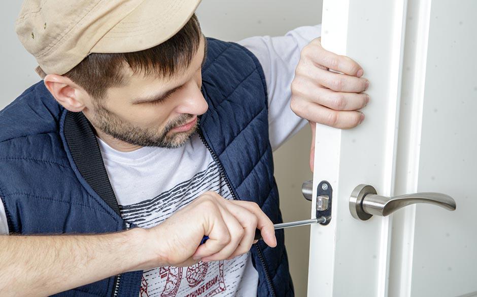 urgence serrurier ouverture de porte Courbevoie